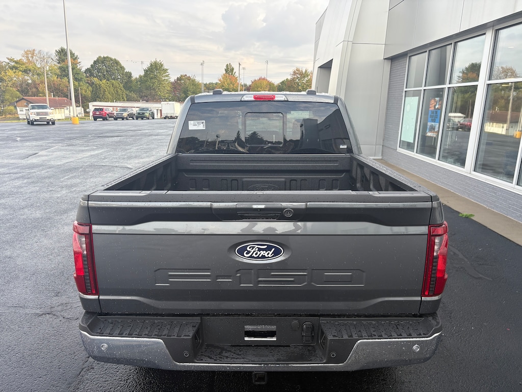 New 2025 Ford F-150 XLT XLT 4WD SuperCrew 5.5 Box