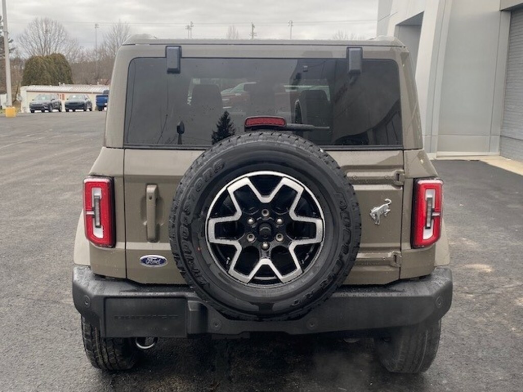 New 2025 Ford Bronco Outer Banks Outer Banks 4x4