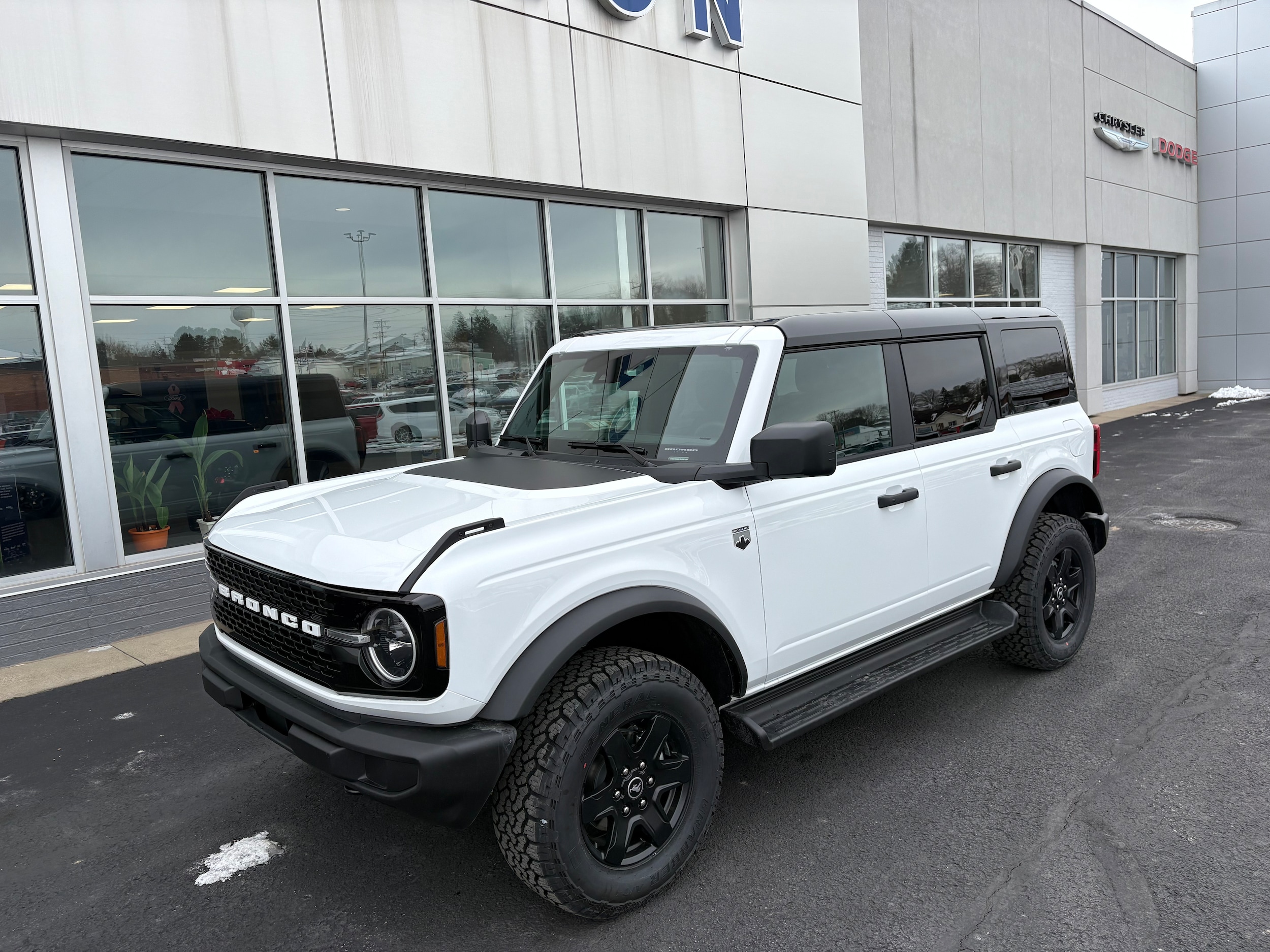 2025 Ford Bronco 4-Door Big Bend's photo