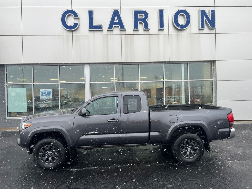 Used 2023 Toyota Tacoma 4WD SR5 SR5 Access Cab 6 Bed V6 AT