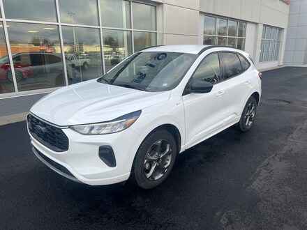 2023 Ford Escape ST-Line ST-Line AWD