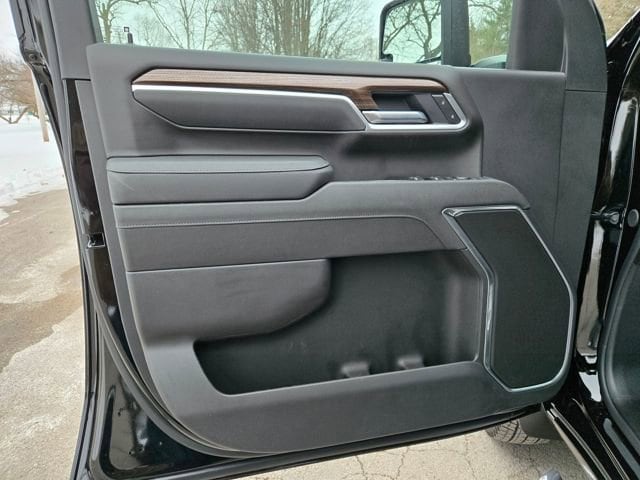 2026 Chevrolet Silverado 3500 HD LT - Photo 11