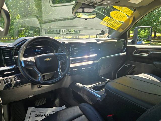 2025 Chevrolet Silverado 2500HD LTZ - Photo 14