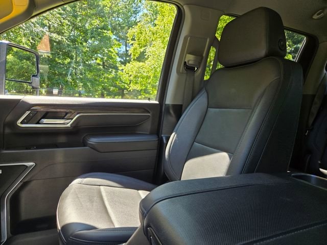 2025 Chevrolet Silverado 2500HD LTZ - Photo 36