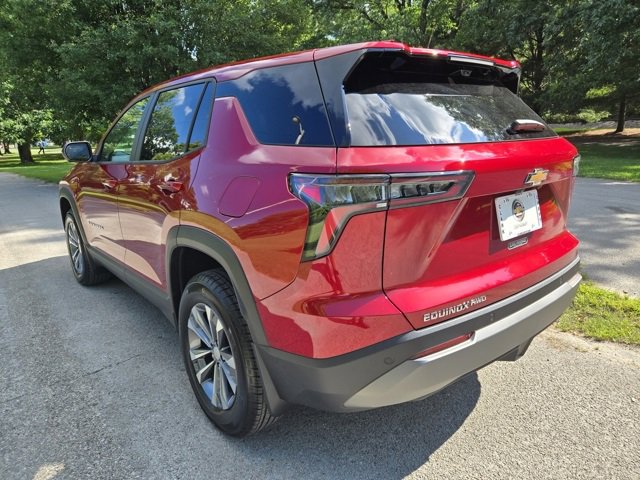 2026 Chevrolet Equinox LT photo 3
