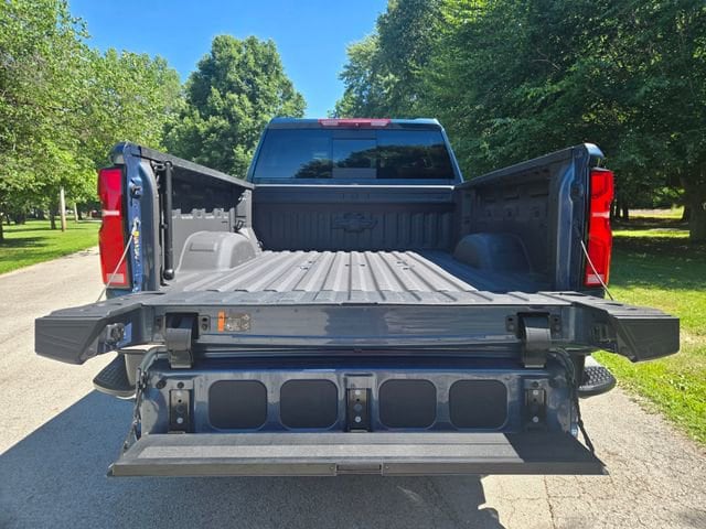 2025 Chevrolet Silverado 2500HD LTZ - Photo 6