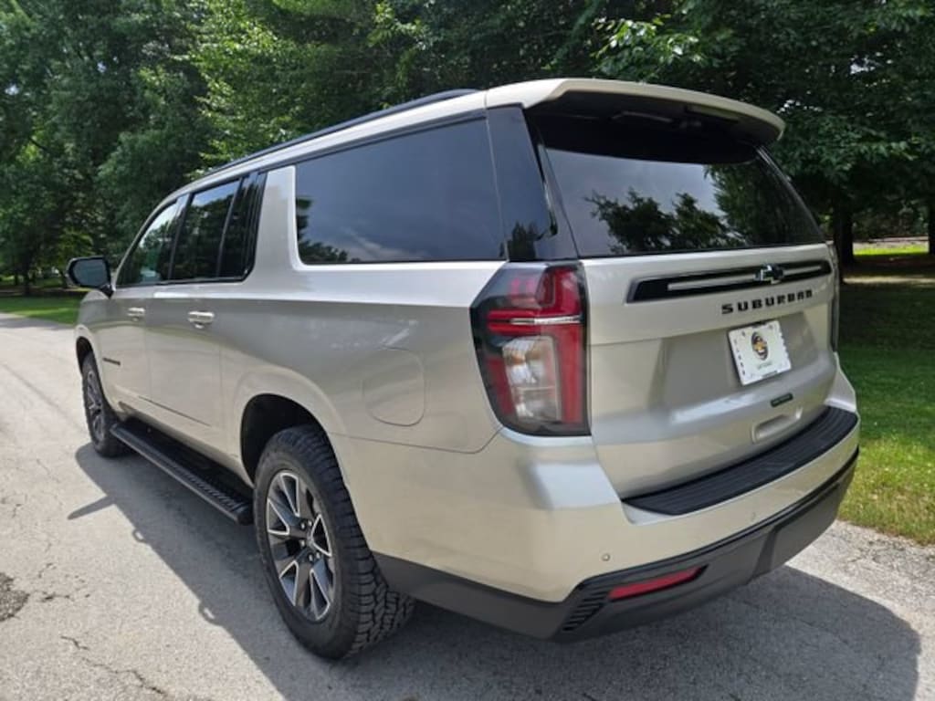 Used 2023 Chevrolet Suburban Z71 SUV