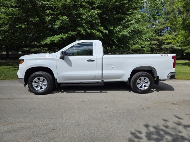 2025 Chevrolet Silverado 1500 photo 2