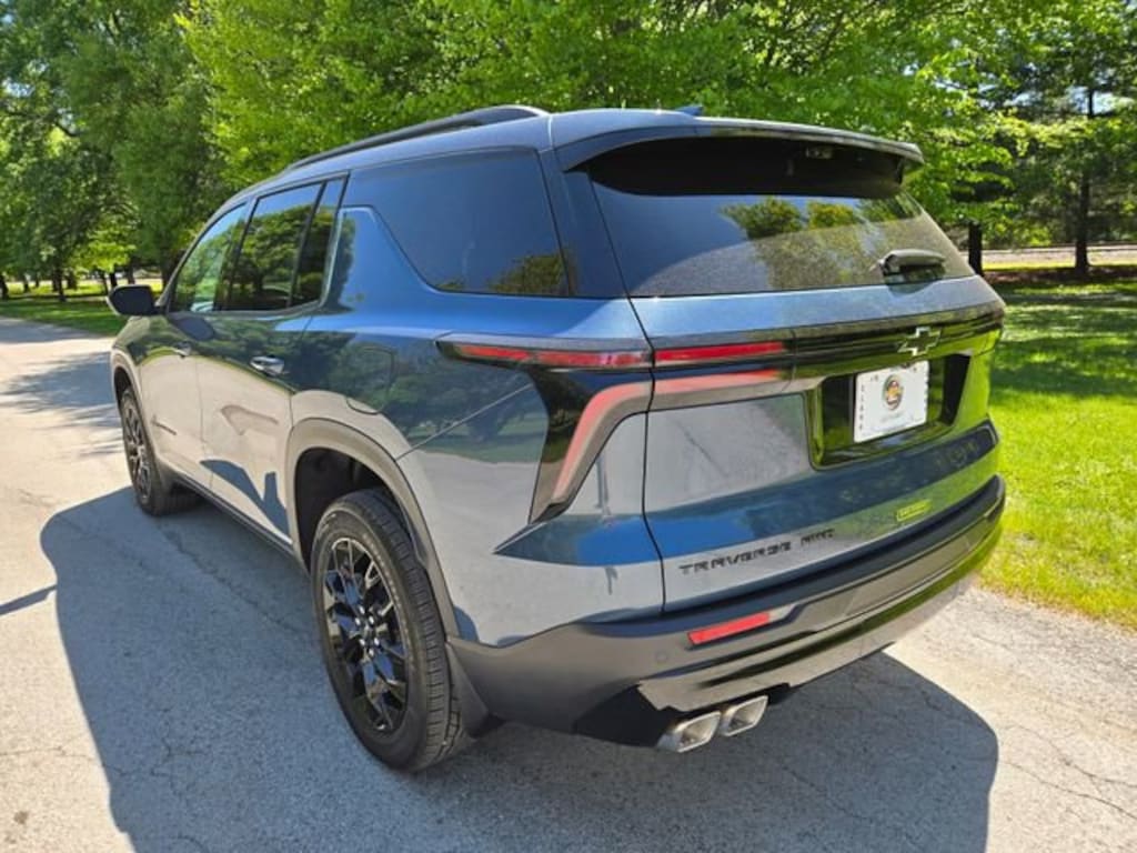 New 2026 Chevrolet Traverse LT SUV