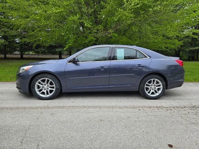 Used 2015 Chevrolet Malibu 1LT with VIN 1G11C5SL2FF151582 for sale in Cayuga, IN