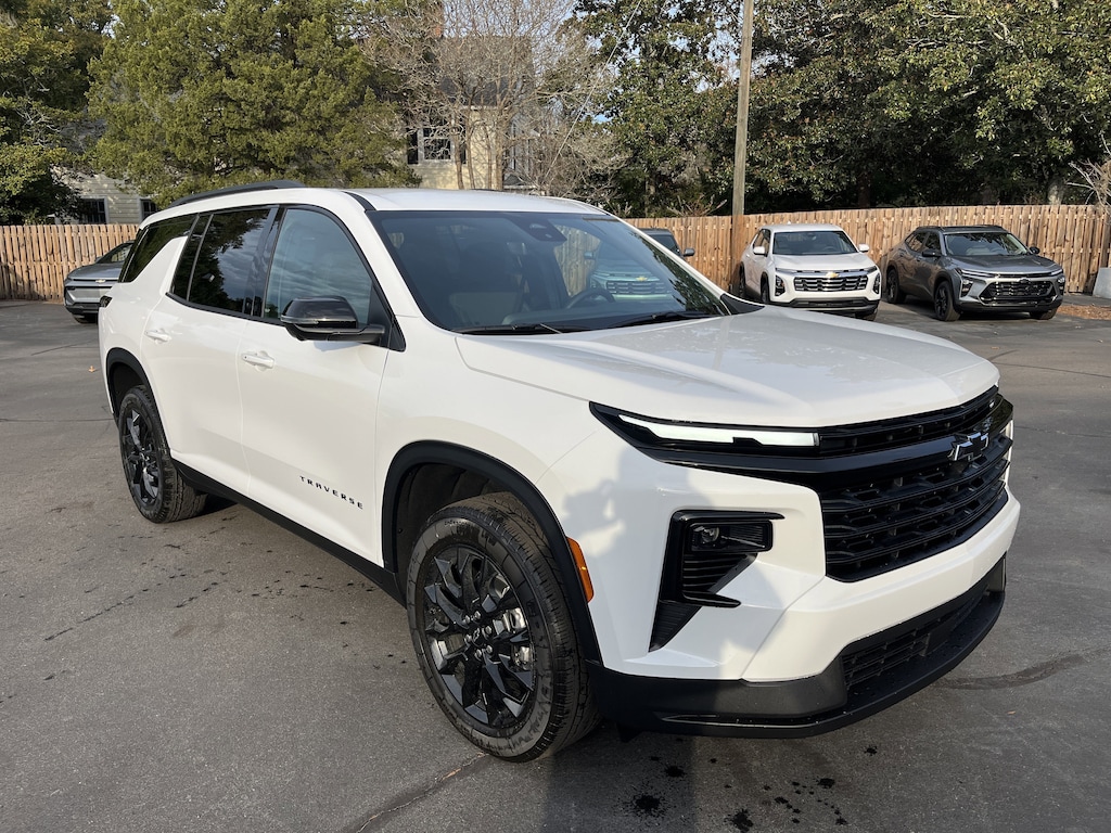 New 2026 Chevrolet Traverse LT SUV