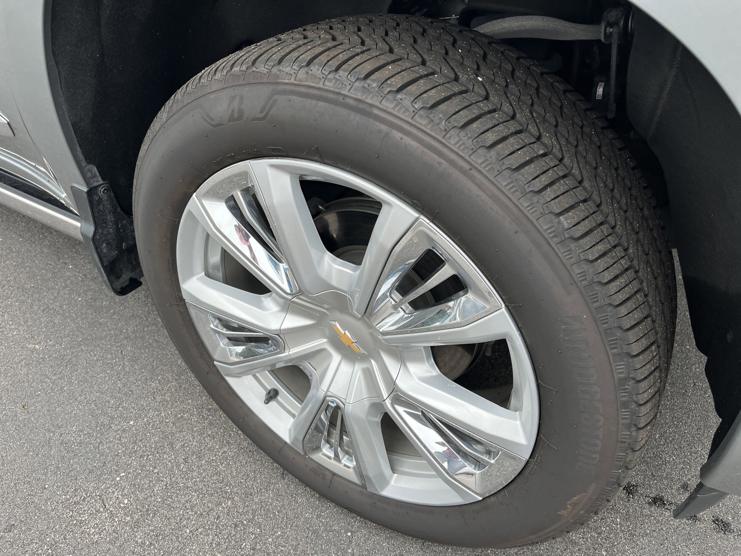 2024 Chevrolet Silverado 1500 High Country photo 4