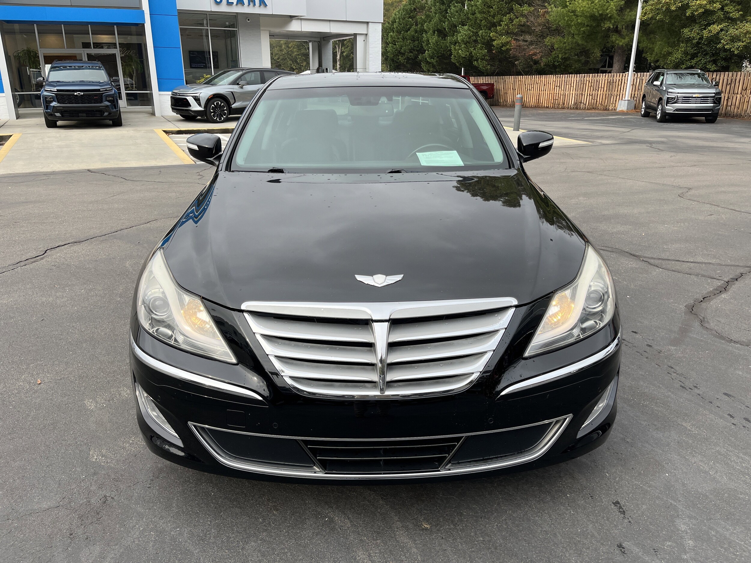 2014 Hyundai Genesis 5.0 R-Spec photo 2