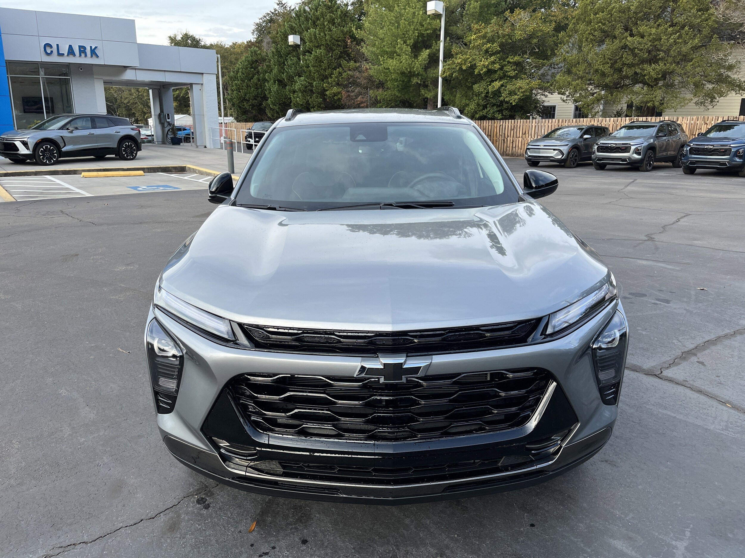 2026 Chevrolet Trax ACTIV photo 2