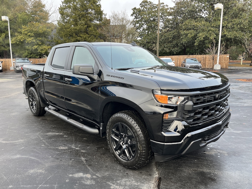 New 2026 Chevrolet Silverado 1500 Custom Truck