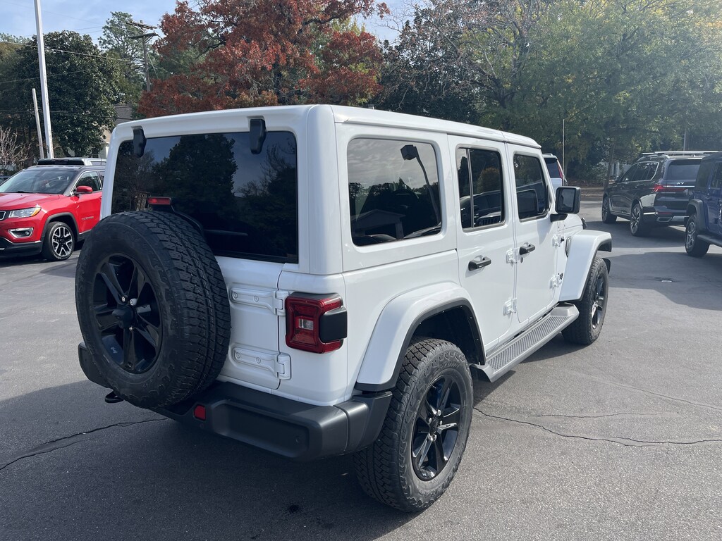 Used 2022 Jeep Wrangler Unlimited Sahara