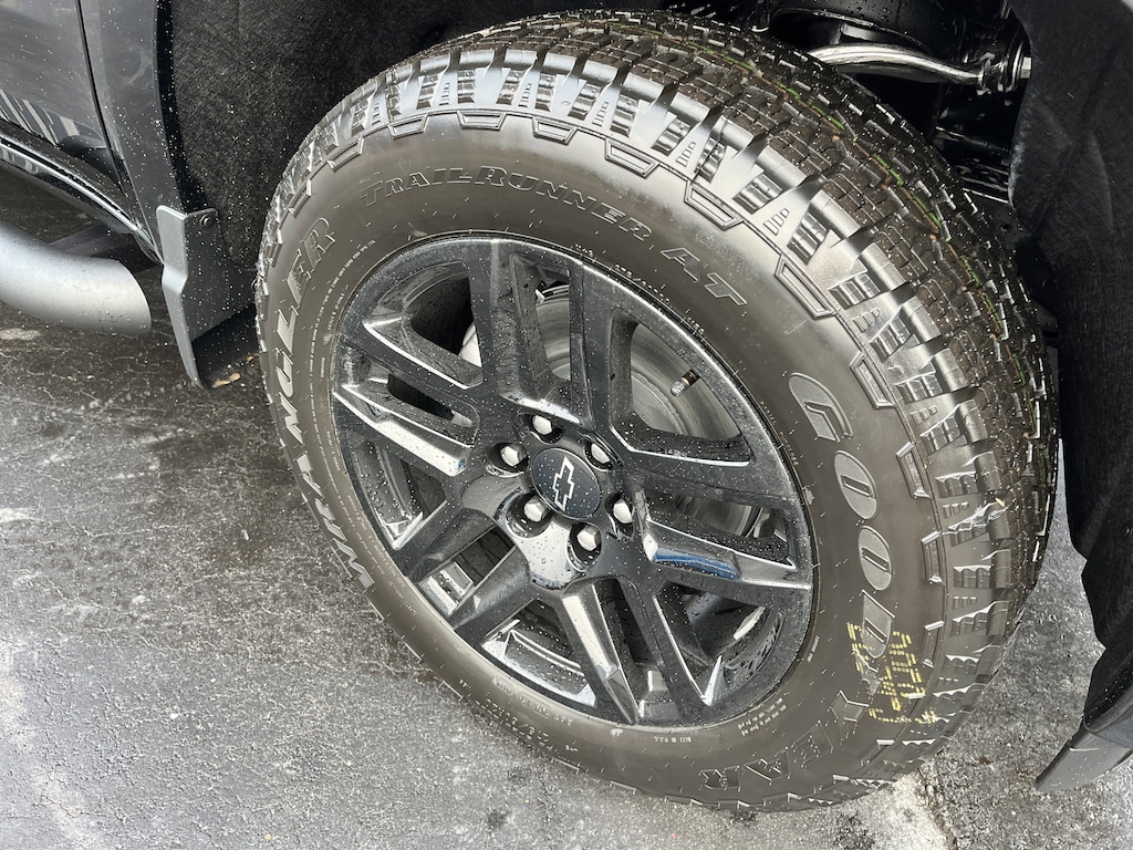 New 2026 Chevrolet Silverado 1500 Custom Truck