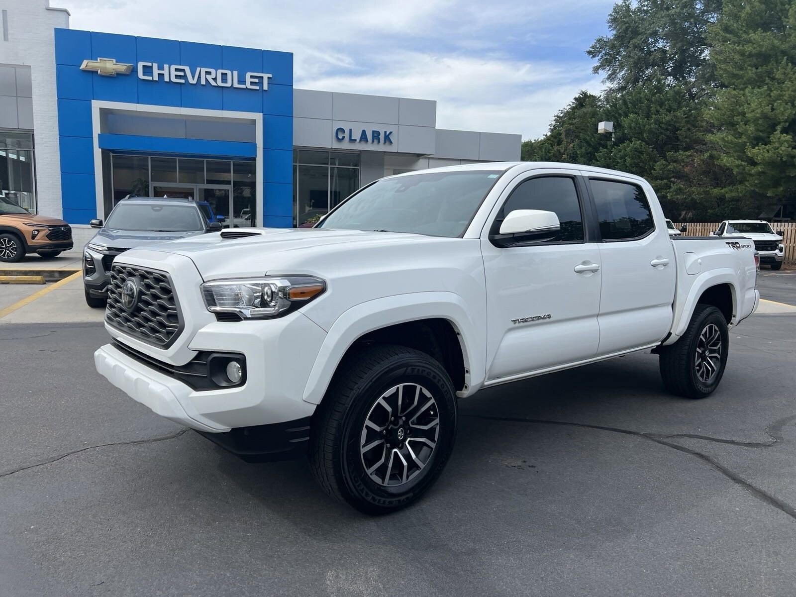 Used 2022 Toyota Tacoma TRD Sport with VIN 3TMAZ5CN3NM189486 for sale in Pinehurst, NC