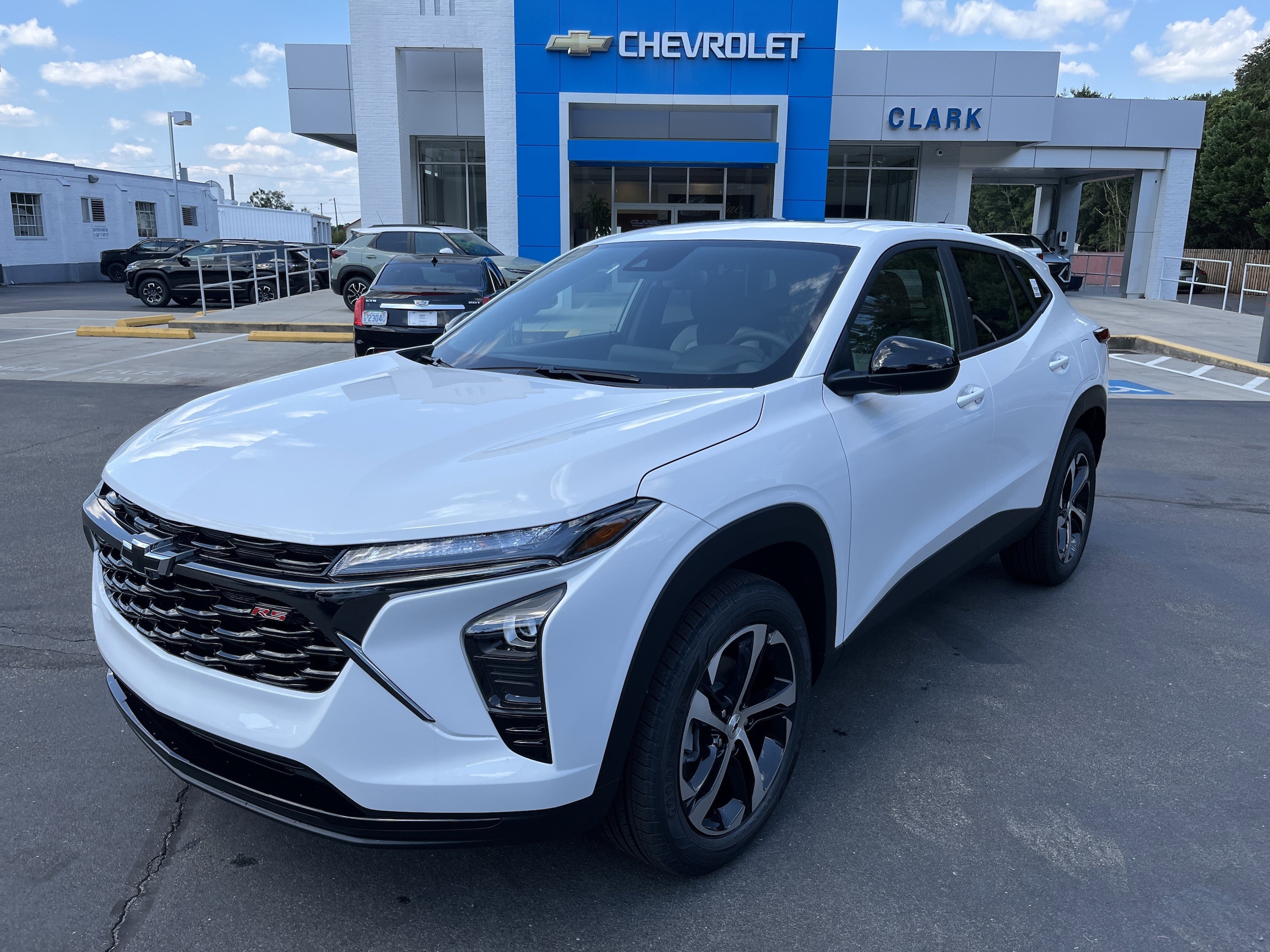 2025 Chevrolet Trax SUV 