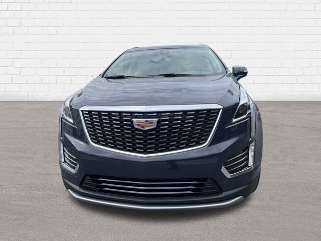 2025 Cadillac XT5 Premium Luxury photo 3