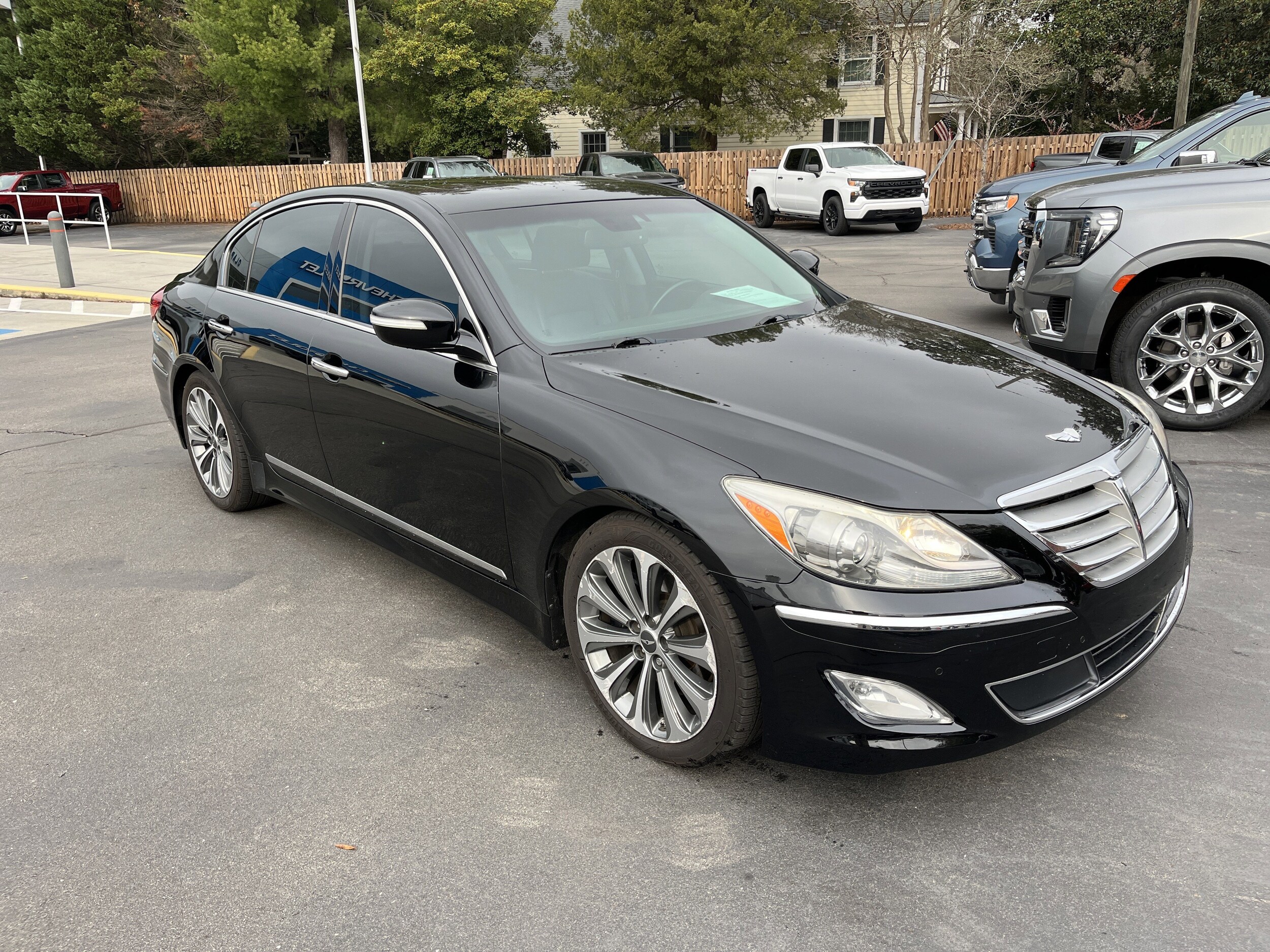 2014 Hyundai Genesis 5.0 R-Spec photo 3