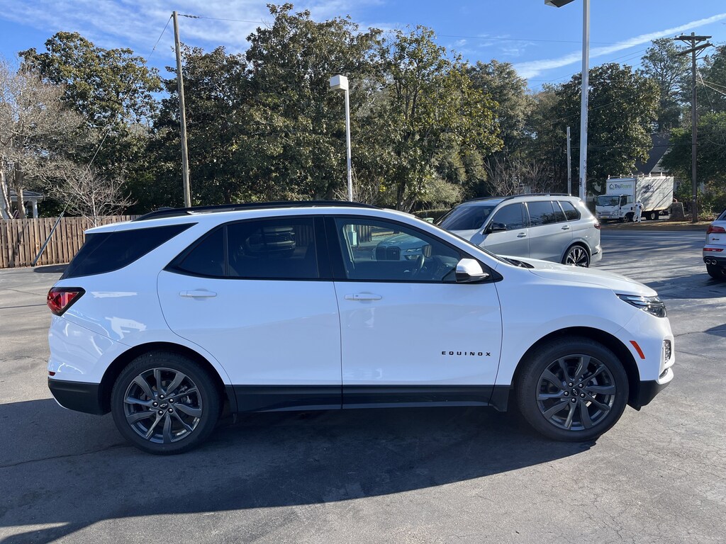 Used 2022 Chevrolet Equinox RS SUV