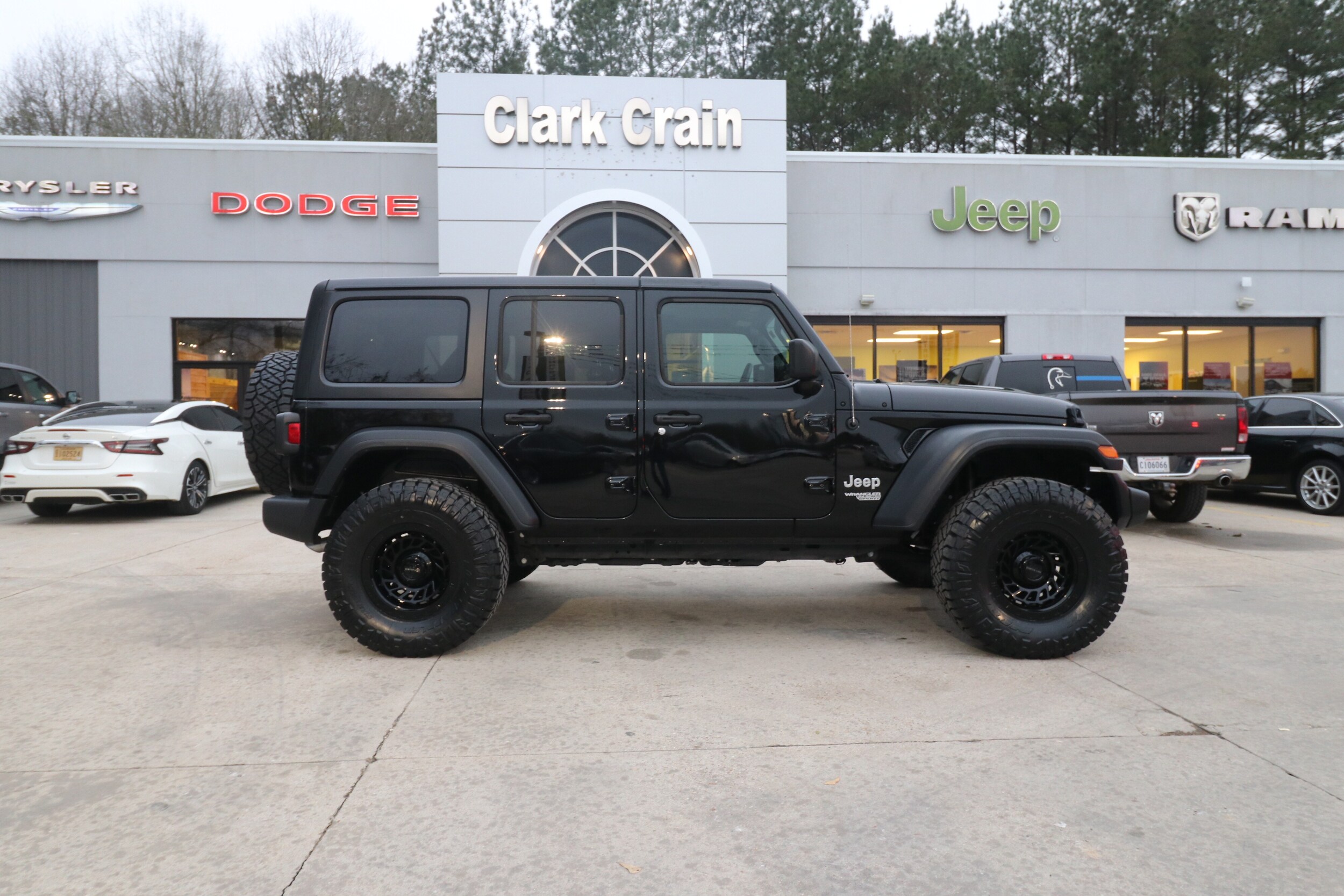 NEW JEEP WRANGLER JL UNLIMITED SPORT | Clark Crain Chrysler Dodge Jeep Ram