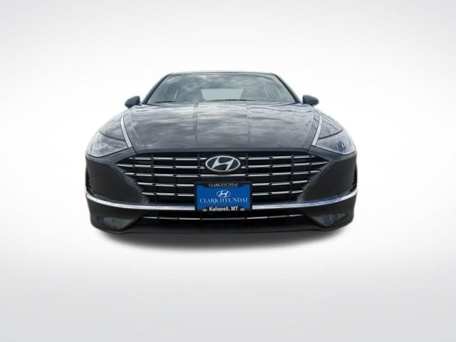 Used 2022 Hyundai Sonata Hybrid Blue with VIN KMHL24JJ4NA048135 for sale in Kalispell, MT