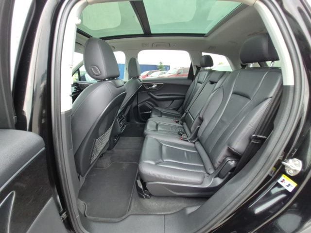 2021 Audi Q7 Premium Plus - Photo 11