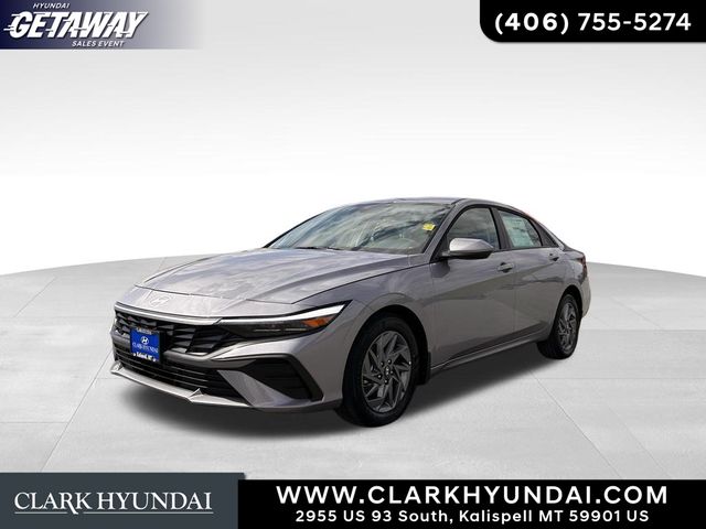 2025 Hyundai Elantra Blue's photo