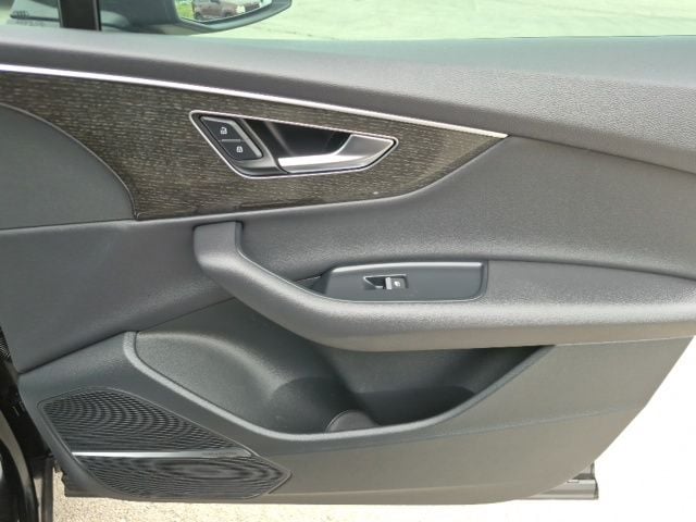 2021 Audi Q7 Premium Plus - Photo 18