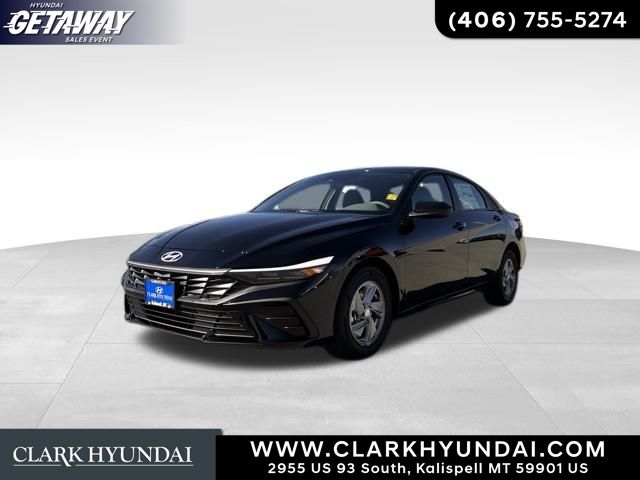 2025 Hyundai Elantra SE's photo