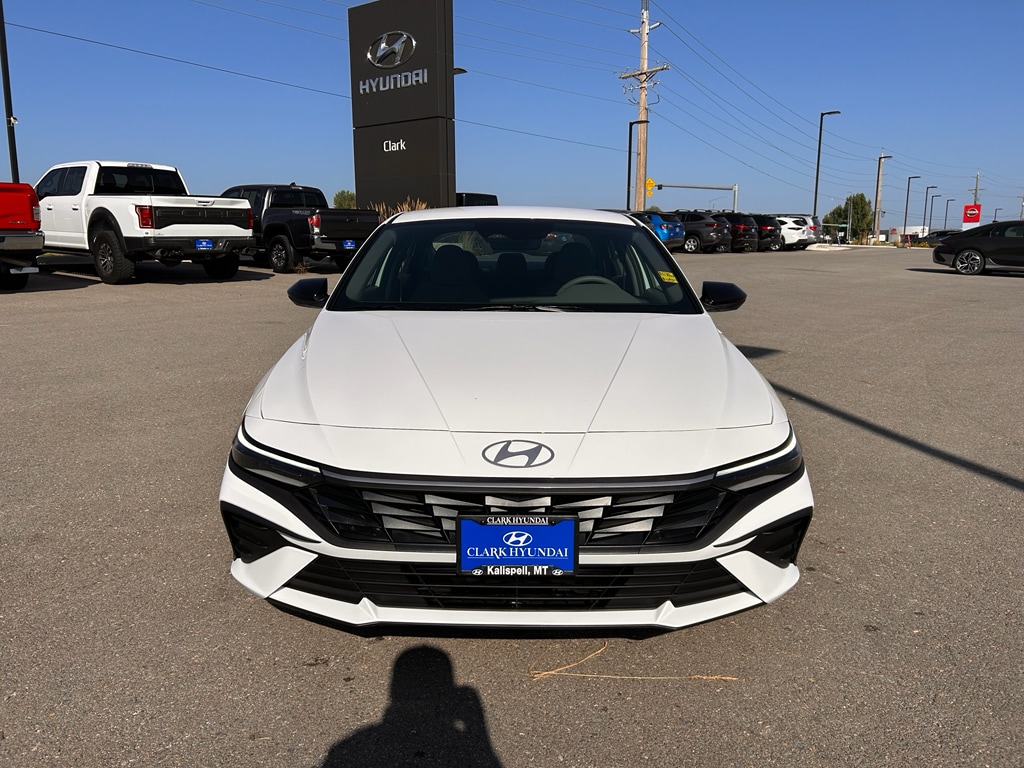 New 2025 Hyundai Elantra SEL Sport Sedan