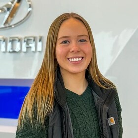 Staff member Lauren Bell from ID_c2ba20