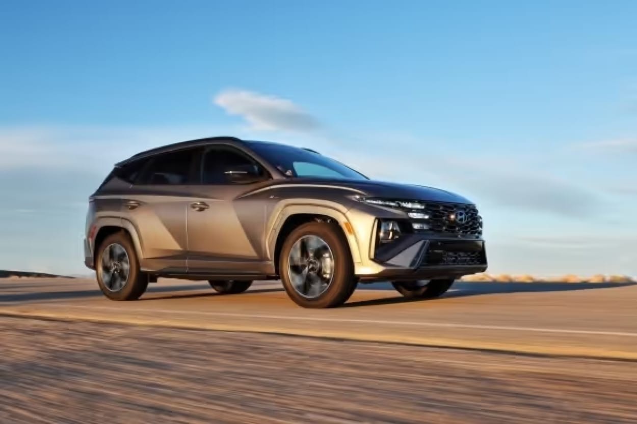 Hyundai Tucson Compact AWD Crossover at Clark Hyundai