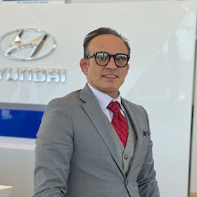 Staff member Babak Mohammadi from ID_ccae9c