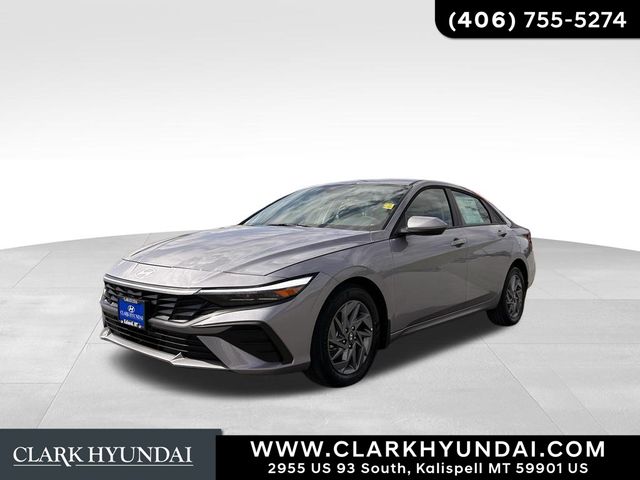 2025 Hyundai Elantra Blue's photo