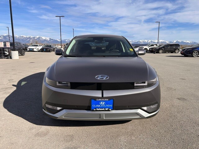 2024 Hyundai Ioniq 5 SEL photo 2