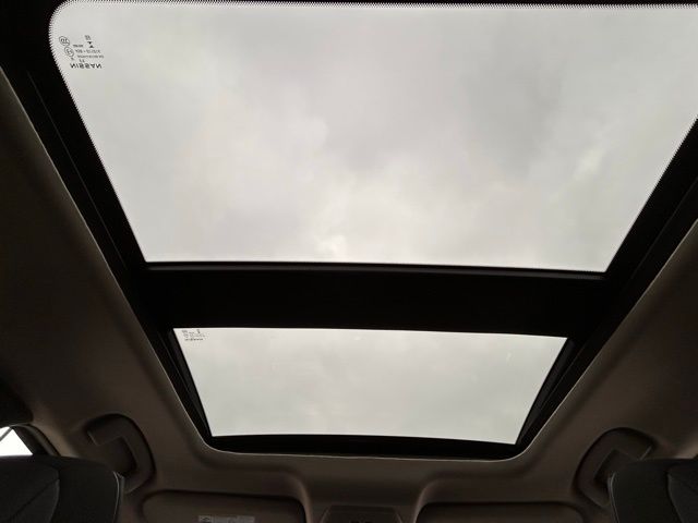 2025 Nissan Kicks SR AWD - Photo 13