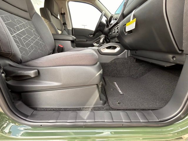 2026 Nissan Frontier SV - Photo 25