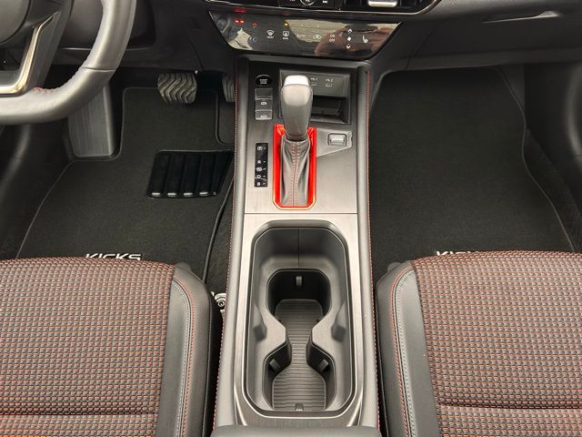2025 Nissan Kicks SR AWD - Photo 18
