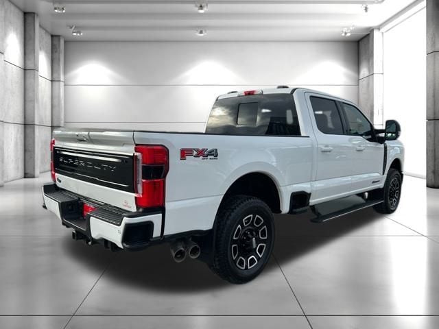 2025 Ford F-350 Super Duty Platinum - Photo 8
