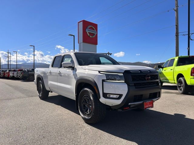 2026 Nissan Frontier PRO-4X's photo