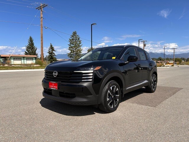2025 Nissan Kicks SV photo 2