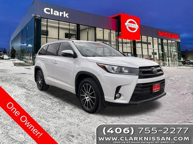 2018 Toyota Highlander Base's photo