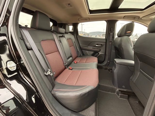 2025 Nissan Kicks SR AWD - Photo 41