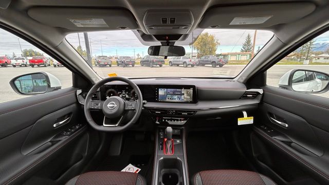 2025 Nissan Kicks SR AWD - Photo 11