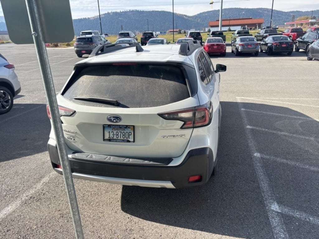 Used 2023 Subaru Outback Limited SUV