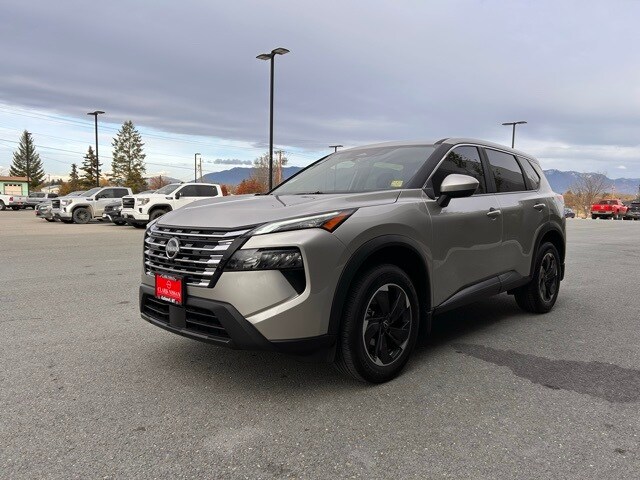 2026 Nissan Rogue SV photo 2