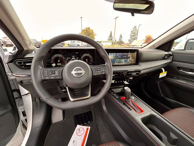 2025 Nissan Kicks SR AWD - Photo 18